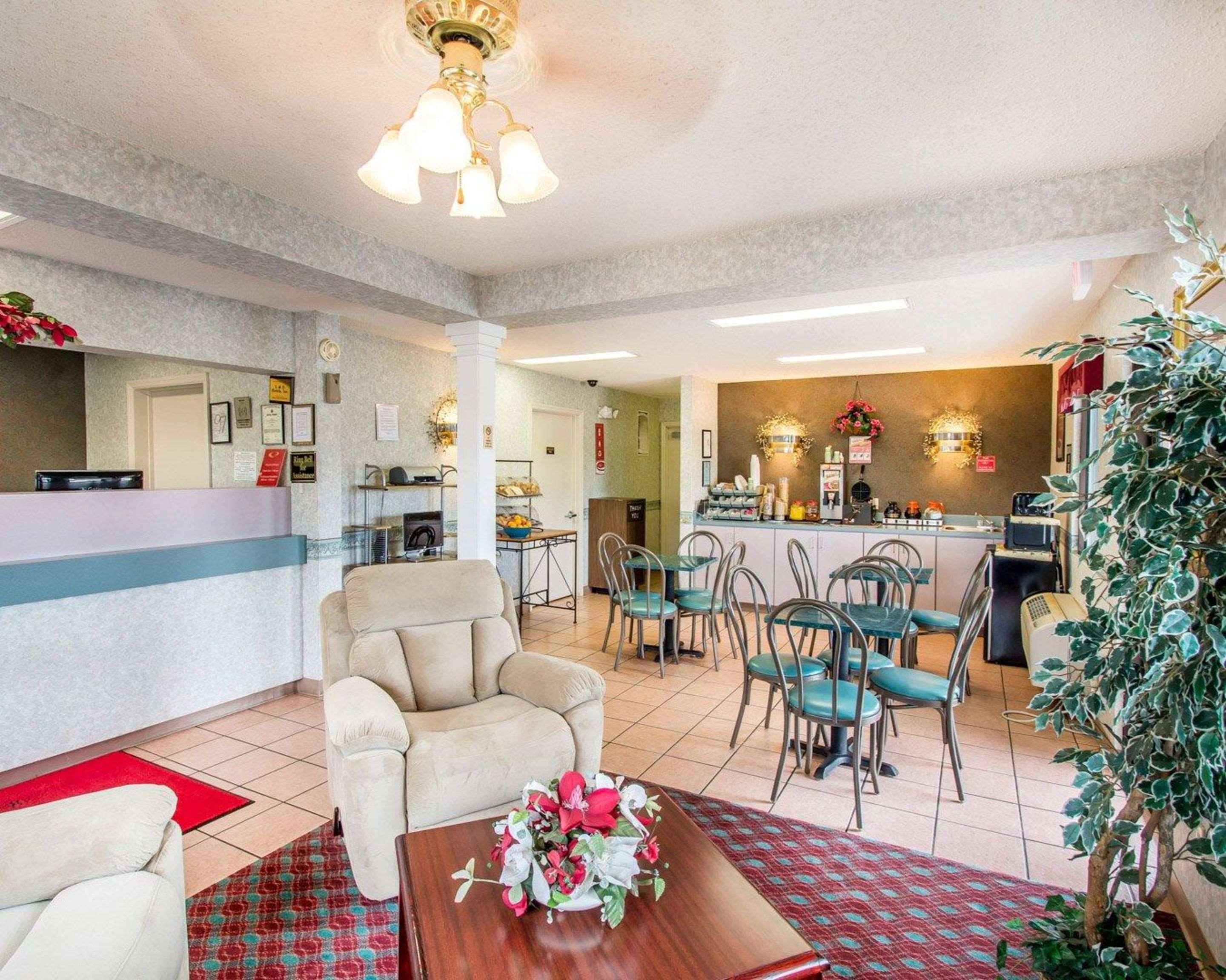 Econo Lodge Дотан Экстерьер фото